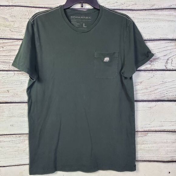 Banana Republic Embroidered Bear Pocket T-Shirt Men’s Large Green - Picture 1 of 6